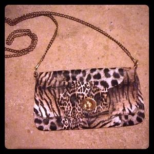 Black tan & brown crossover clutch❗ price reduced❗