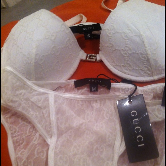 gucci bra and pants