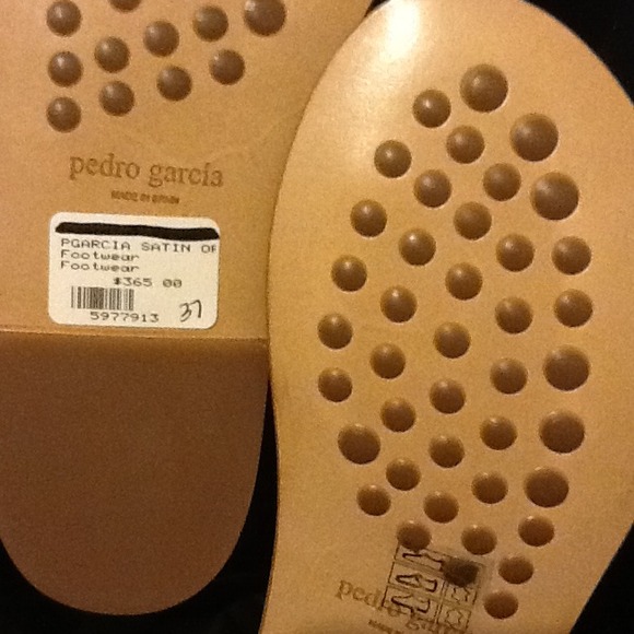 Sold on eBay.New in box!Pedro Garcia sandals - Picture 2 of 4