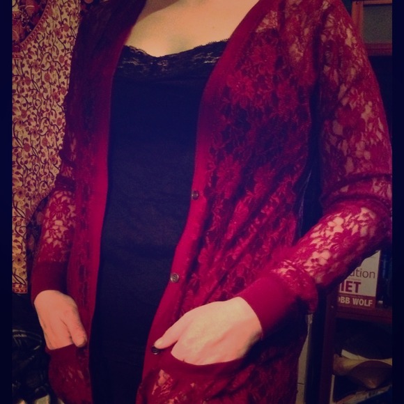 ✨Romantic Burgundy Lace Cardigan✨