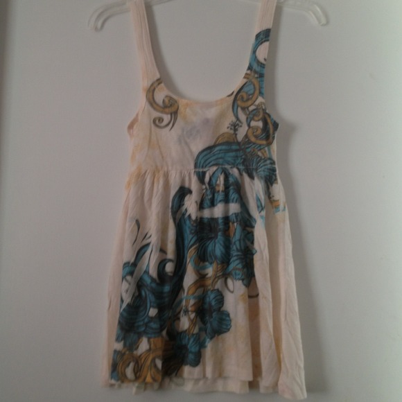 💥💥SOLD💥💥Off white printed tank