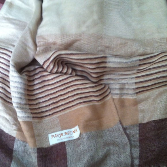 SOLD in bundle for $20!