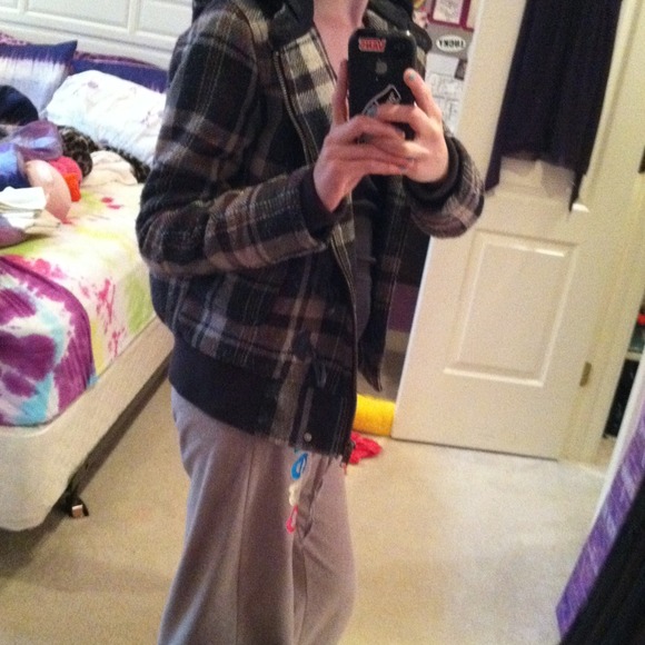 Oneill Winter Jacket - Picture 3 of 3