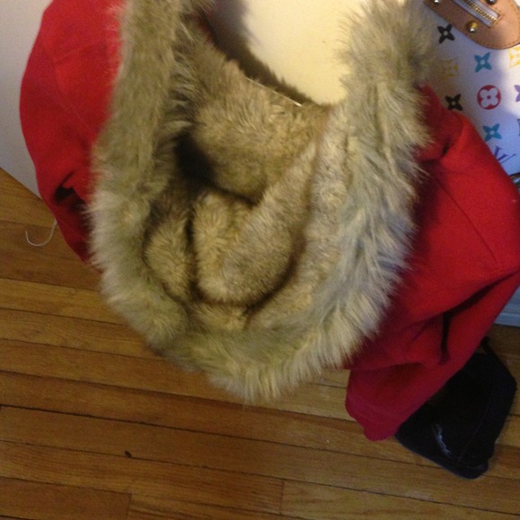 Sold - Picture 2 of 4