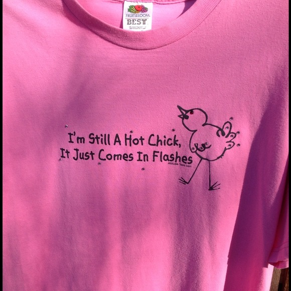 🎀🎀 Pink Tee 🎀🎀 - Picture 2 of 2