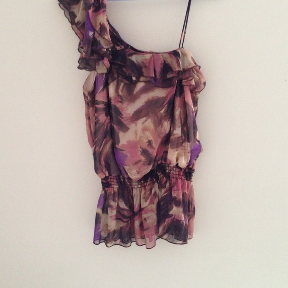 One shoulder Forever 21 top!
