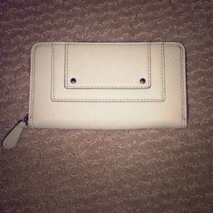 White leather Banana Republic wallet