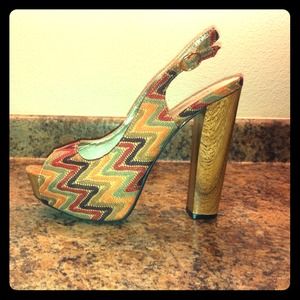 Peep toe sling back platform!