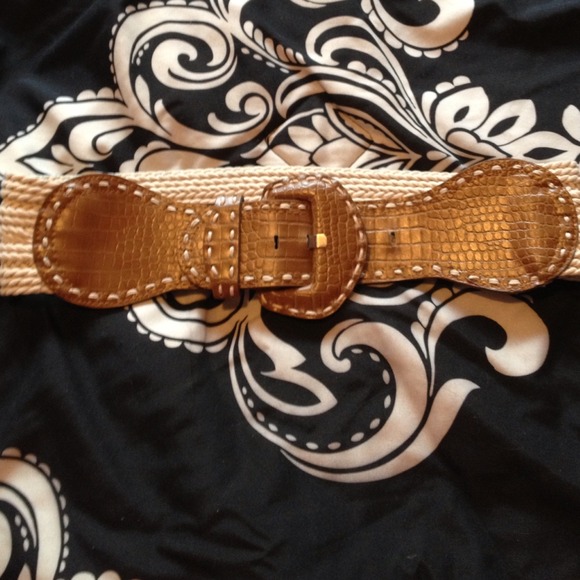 🚫SOLD‼️ 🌟Reduced🌟Neutral Tone Belts