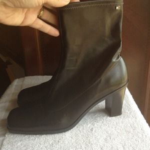 HOLD Tommy Hilfiger dark brown boots