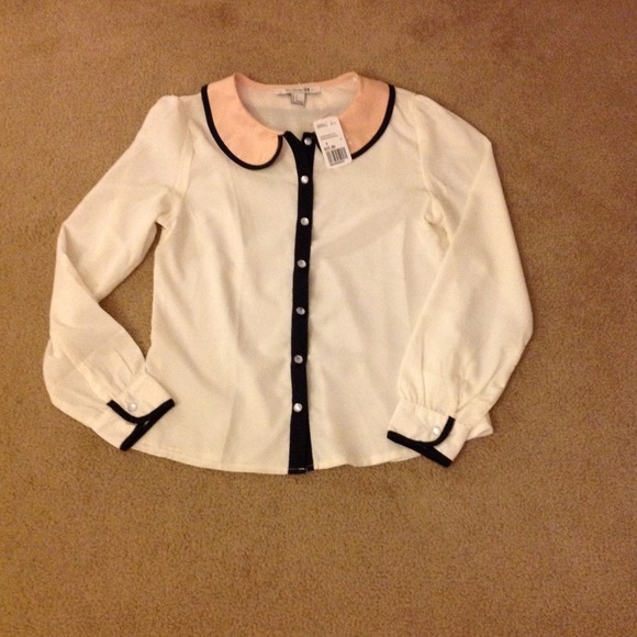 Forever 21 Tops - ** SOLD ** NWT Forever 21 shirt size small