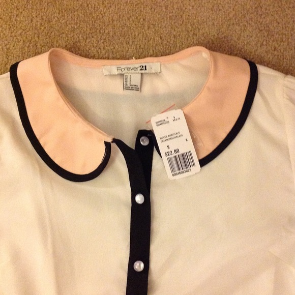 ** SOLD ** NWT Forever 21 shirt size small - Picture 3 of 3