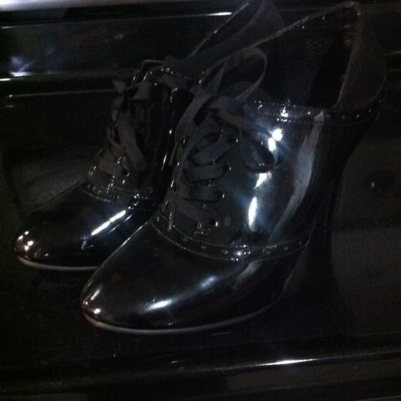 Black patent boots and tom look a like bundle