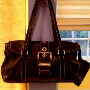 Authentic Prada Vitello handbag, color: Nero