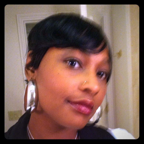 Meet the seller! Hello World - Picture 1 of 4