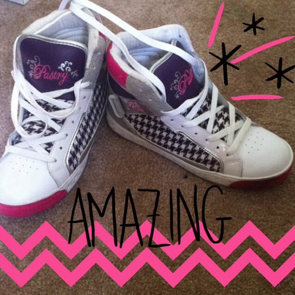 The Never Surrender High-Tops Official – Let DONATED High top sneakers FINAL MARKDOWN