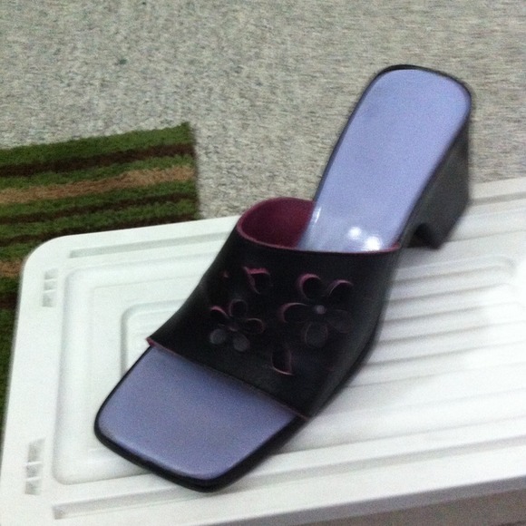 Black flowered print slip on