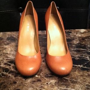 Reserved: Nine West heels