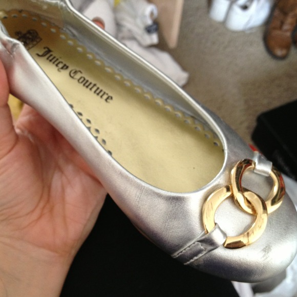 Juicy Couture Flats