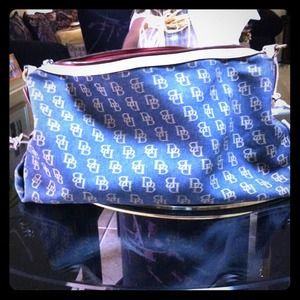 Dooney & bourke bag