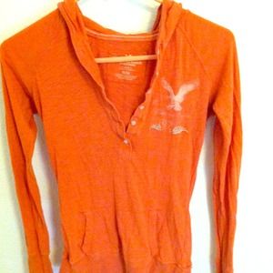 American Eagle long sleeve with hood and pocket