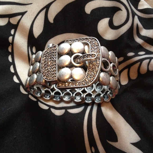 🚫SOLD🚫Lia Sophia Bracelet