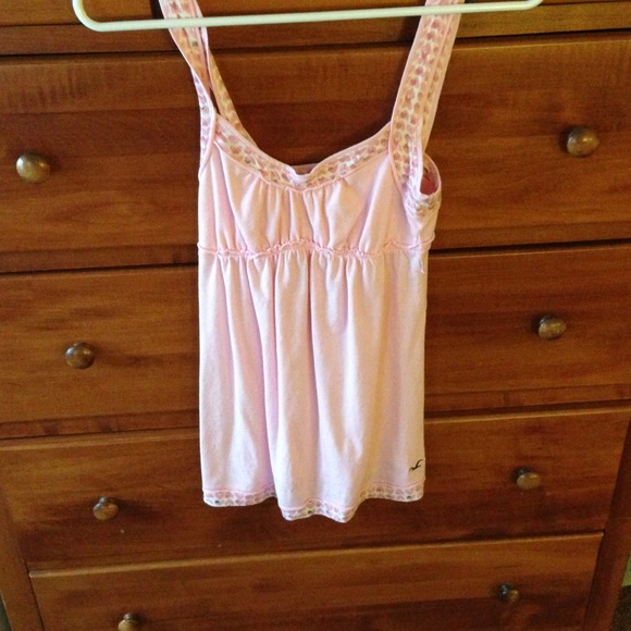Hollister tank!