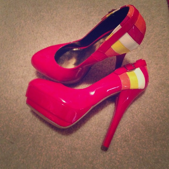 New reduce price⏰🔪✂ Nice wedge by Michael Antonio