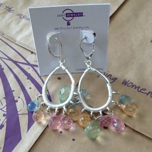 Just jewelry dangle earrings