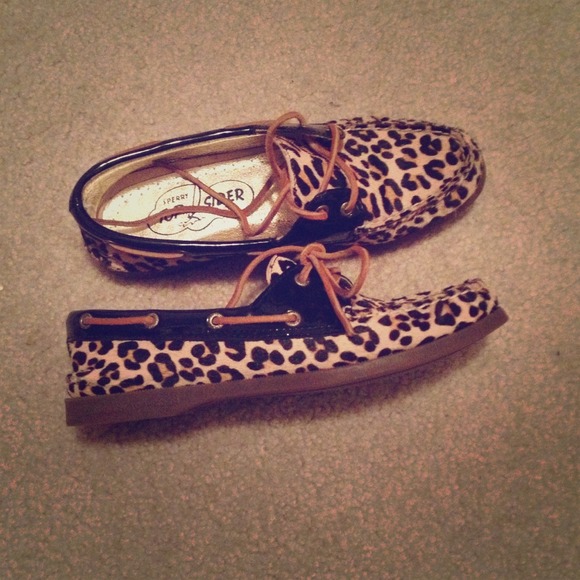 Excellent condition and fun shoes