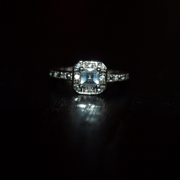 Avon Jewelry - Beautiful Aquamarine ring