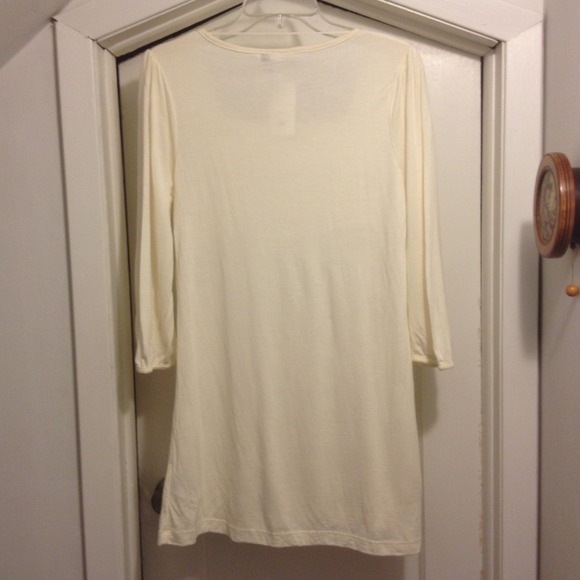 Off white Tunic Style Top - Picture 3 of 4