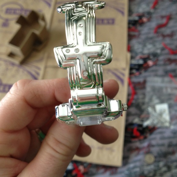 Just Jewelry Cross watch - Picture 2 of 3