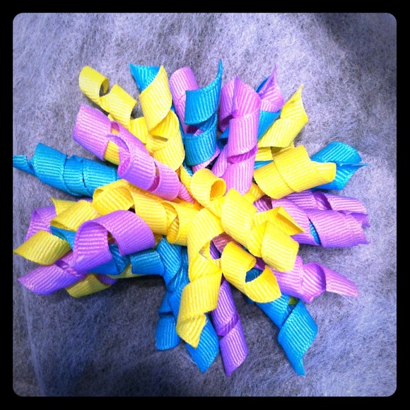Corker Ribbon Hairbow - Picture 1 of 2