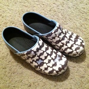 Reserved. Koi by sanita clogs.