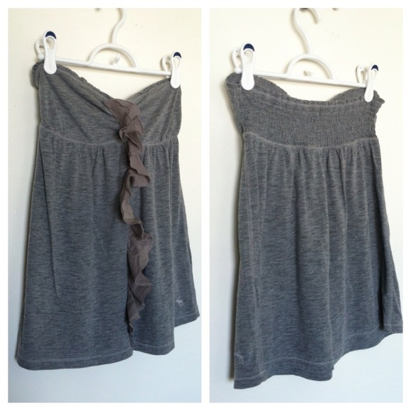 A&F Strapless Ruffle Top - Picture 3 of 4