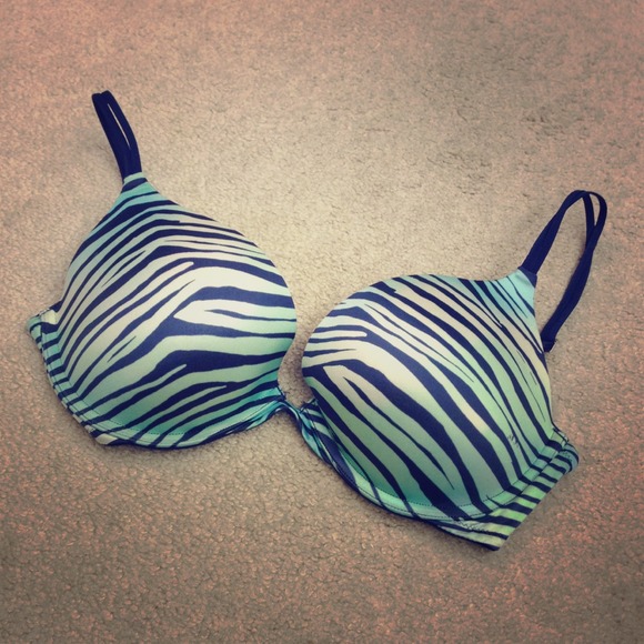 Victoria's Secret 💙 PINK Push-Up 34D