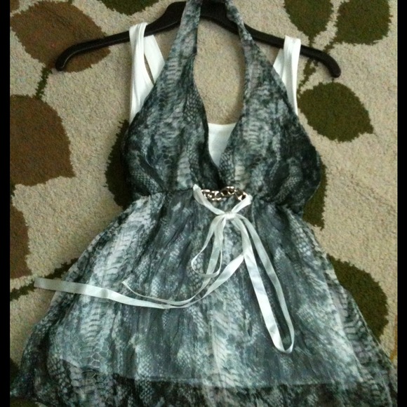 Wow top! Brand new !!