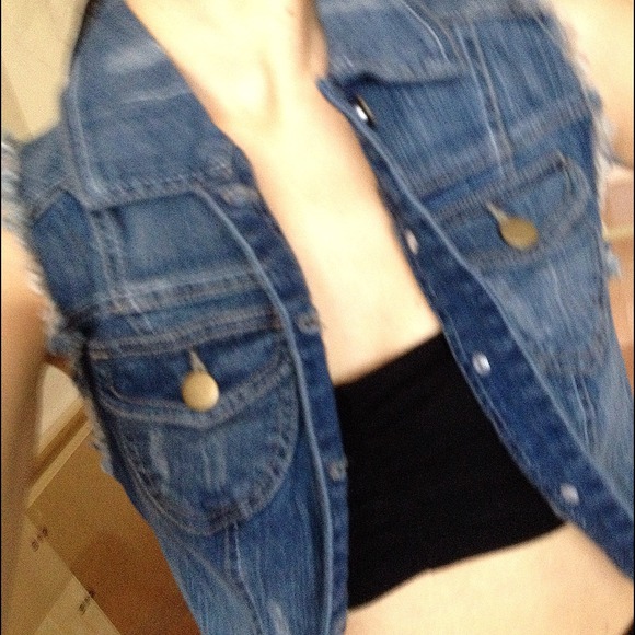 💌SOLD💌Forever 21 denim vest