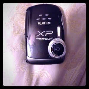 Fujifilm Xp water/shock/dust/freeze proof