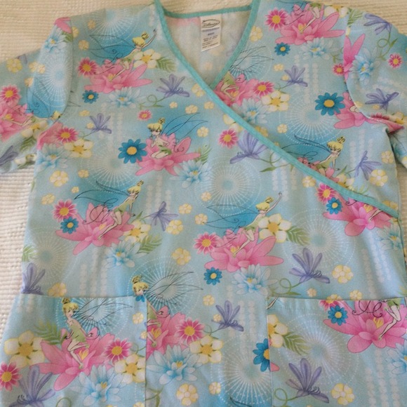 Scrub top - Picture 1 of 2