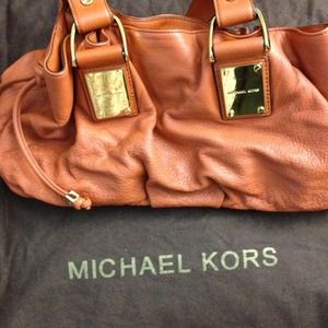 ❌❌SOLD❌❌Authentic Michael Kors Drawstring Satchel