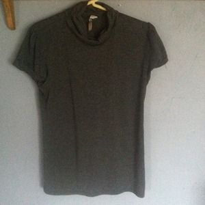 🚫TRADED🚫Short sleeve turtle neck