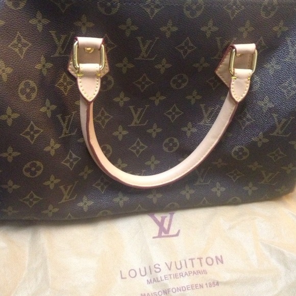 Louis Vuitton Speedy 35