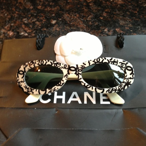 Authentic Chanel Sunglasess