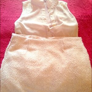 Light pink skirt 💕