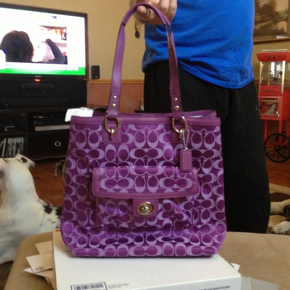 New Lg plum Sateen Coach Bag