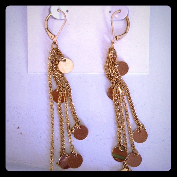 Candie's brand new gold dangle earrings