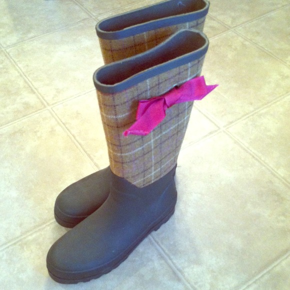 J Crew Wool Plaid Wellies Rainboots (size 9)