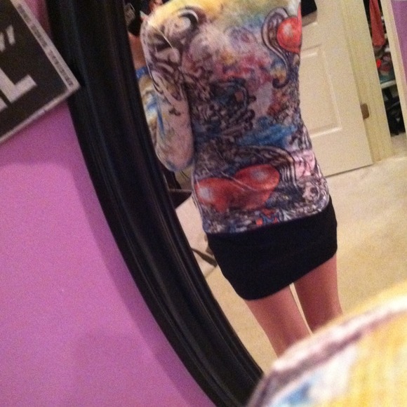 Color In Motion Bedazzled Top. - Picture 2 of 3